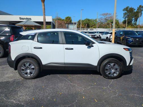 Fresh Powder 2026 Nissan Kicks S