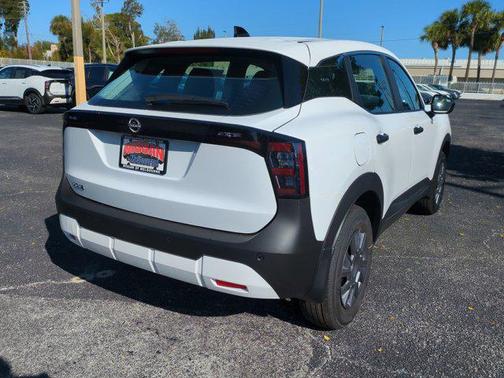 Fresh Powder 2026 Nissan Kicks S