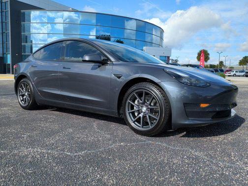 2023 Tesla Model 3 Standard Range