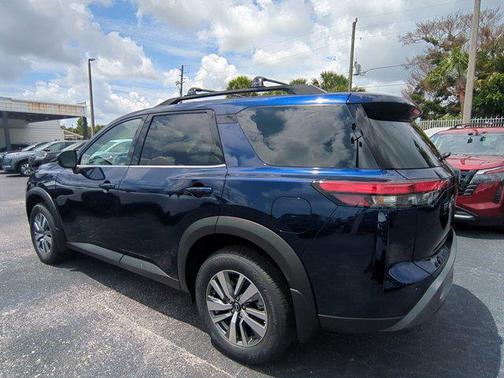 Deep Ocean Blue Pearl 2026 Nissan Pathfinder SL