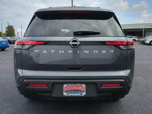 2025 Nissan Pathfinder SV FWD