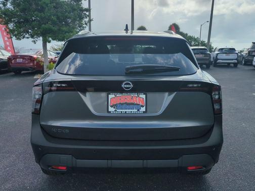 Gun Metallic 2026 Nissan Kicks SV