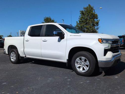 Summit White 2025 Chevrolet Silverado 1500 LT