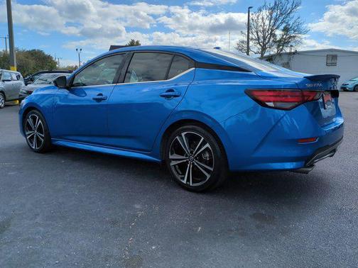 2022 Nissan Sentra SR