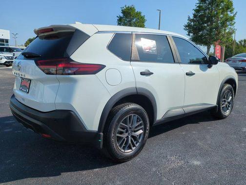 2021 Nissan Rogue S
