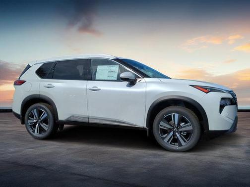 2025 Nissan Rogue SL