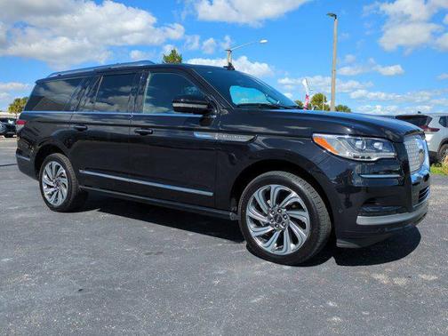 2024 Lincoln Navigator Premiere