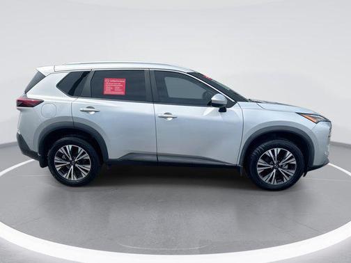 Brilliant Silver Metallic 2023 Nissan Rogue SV