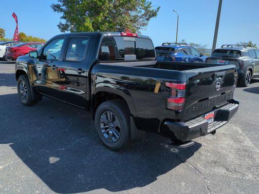 Super Black 2026 Nissan Frontier SV