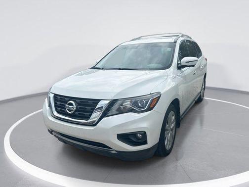 Pearl White Tricoat 2019 Nissan Pathfinder SL