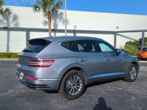 Savile Silver 2025 Genesis GV80 2.5T