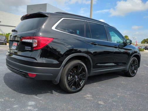 2022 Honda Pilot AWD Special Edition