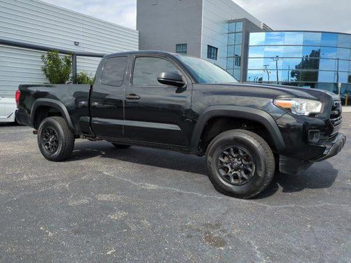 2019 Toyota Tacoma SR