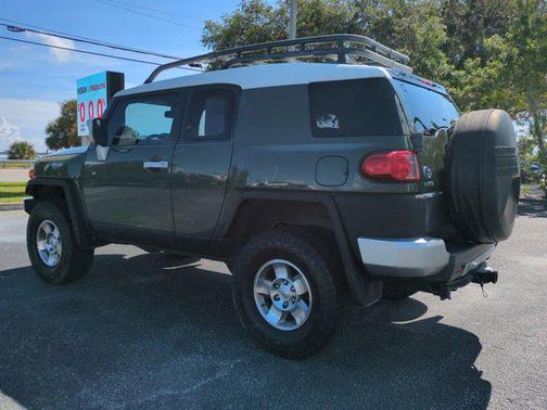 2010 Toyota FJ Cruiser Base