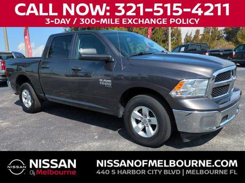 Granite Crystal Metallic Clearcoat 2023 RAM 1500 Classic SLT