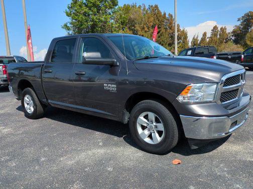 Granite Crystal Metallic Clearcoat 2023 RAM 1500 Classic SLT