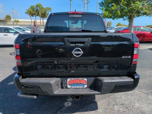 Super Black 2026 Nissan Frontier SV