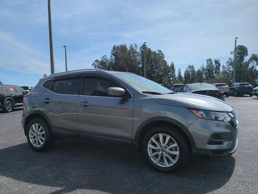 Gun Metallic 2020 Nissan Rogue Sport SV