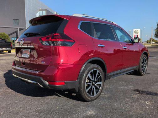 2020 Nissan Rogue SL