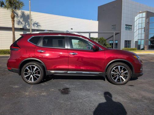 2020 Nissan Rogue SL