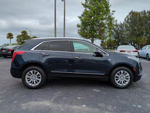 2017 Cadillac XT5 Base