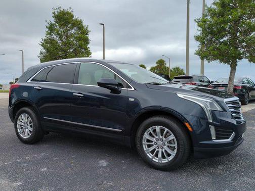 2017 Cadillac XT5 Base