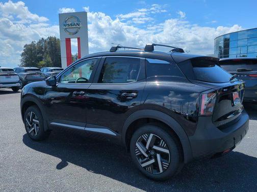 Super Black 2026 Nissan Kicks SV