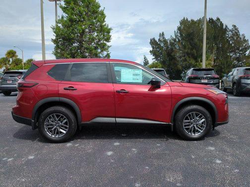 2025 Nissan Rogue S