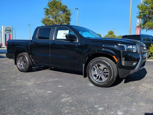 Super Black 2026 Nissan Frontier SV