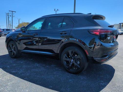 2022 Buick Envision FWD Essence