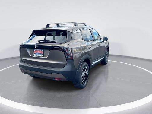 Canyon Bronze Metallic 2027 Nissan Kicks SV