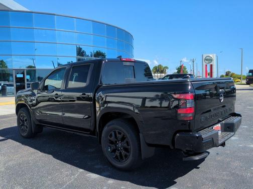 Super Black 2026 Nissan Frontier SV