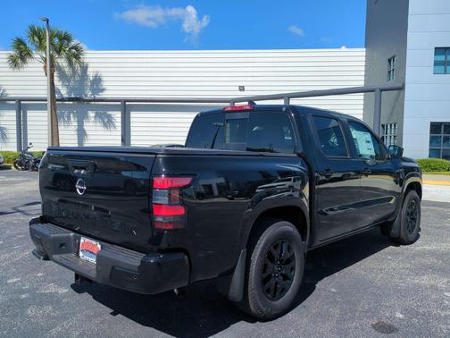 Super Black 2026 Nissan Frontier SV
