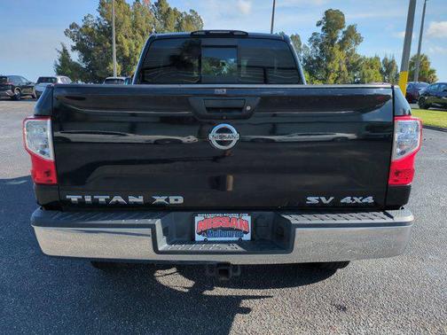 2018 Nissan Titan XD SV