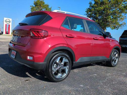 2024 Hyundai VENUE Limited