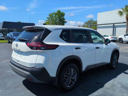 Glacier White 2023 Nissan Rogue S