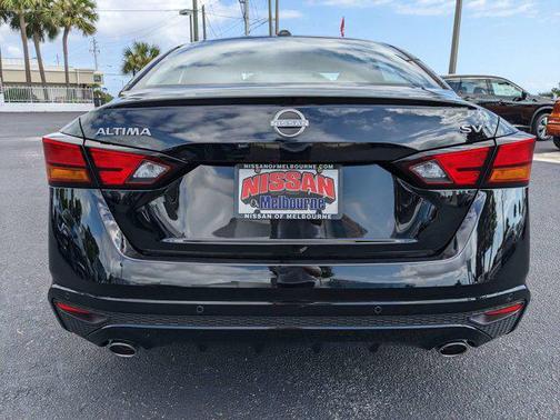 2025 Nissan Altima SV FWD