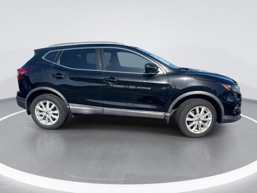 Magnetic Black Pearl 2020 Nissan Rogue Sport SV