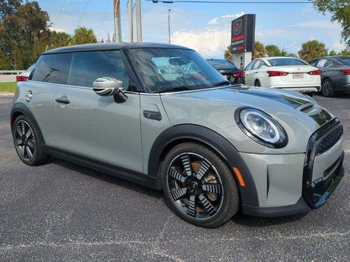 Gray Metallic 2022 MINI Hardtop Cooper S