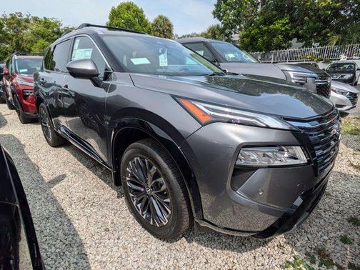2025 Nissan Rogue Platinum