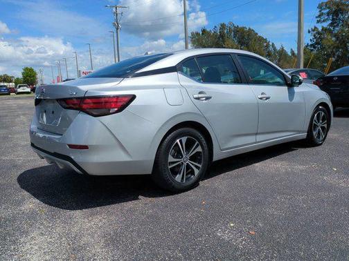 Brilliant Silver Metallic 2023 Nissan Sentra SV