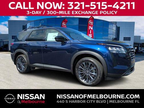 2026 Nissan Pathfinder SL