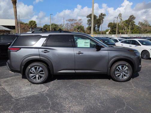 Gun Metallic 2026 Nissan Pathfinder SL