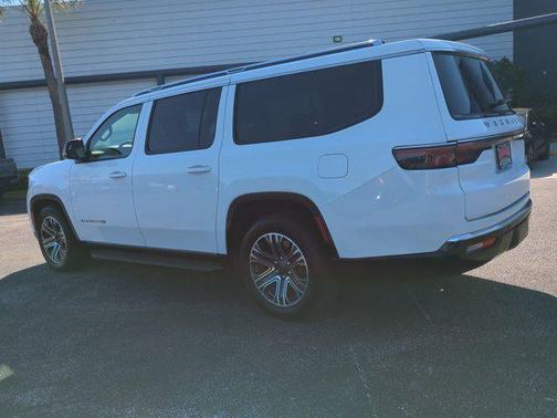 Bright White Clearcoat 2023 Jeep Wagoneer L Series II 4x2