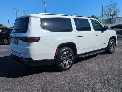 Bright White Clearcoat 2023 Jeep Wagoneer L Series II 4x2