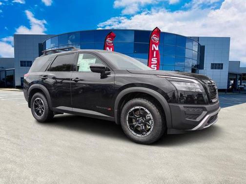 2025 Nissan Pathfinder Rock Creek 4WD