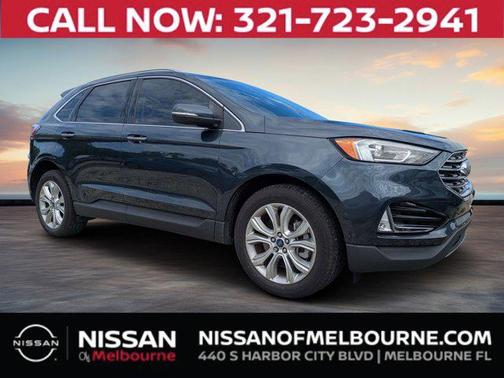 2022 Ford Edge Titanium