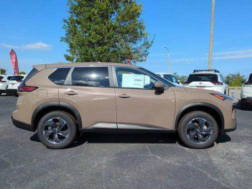 2025 Nissan Rogue SV