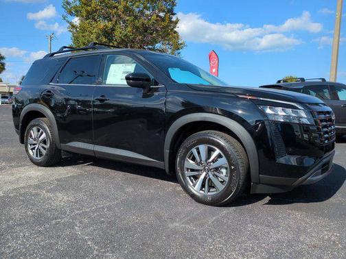 Super Black 2026 Nissan Pathfinder SL