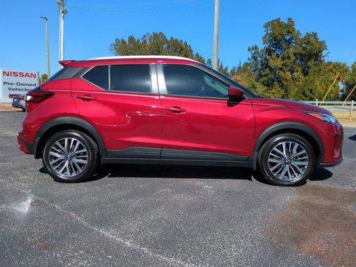 2023 Nissan Kicks SV